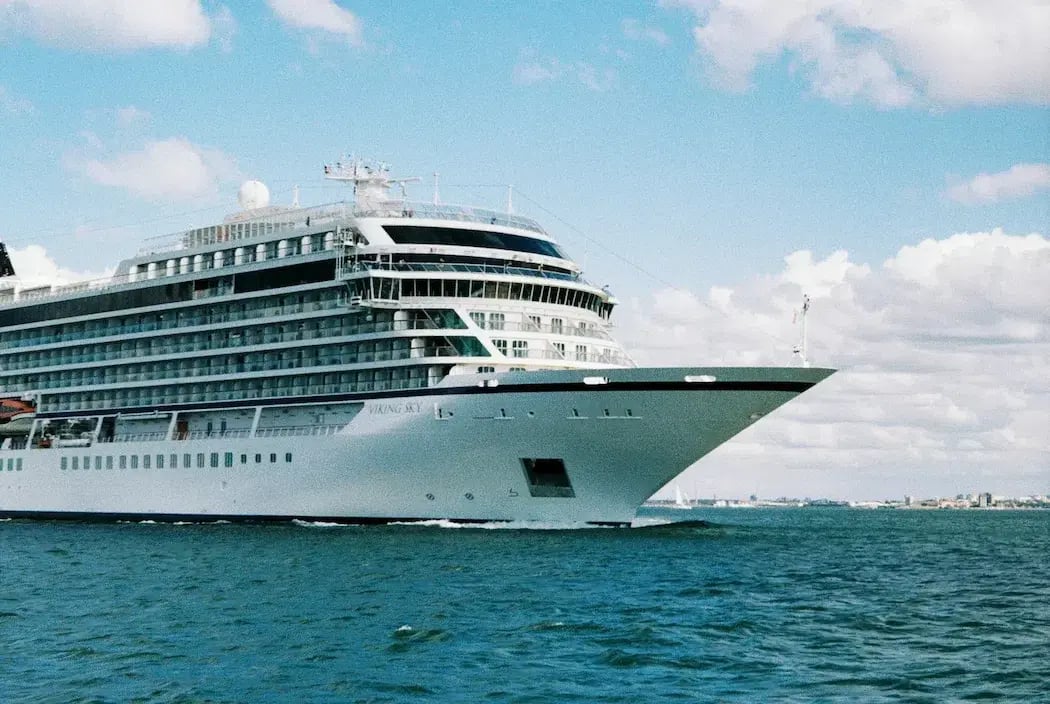 Cruise-line